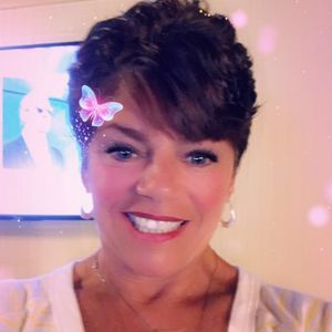 Meet your Posher, Gina